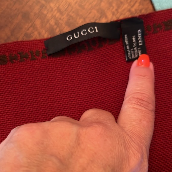 Gucci Wool Scarf 🧣 - Picture 5 of 10